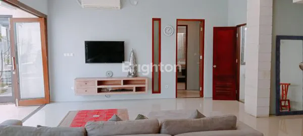 image DUA UNIT VILLA DI KAWASAN PARIWISATA FULL FURNISH LOKASI PREMIUM (5)