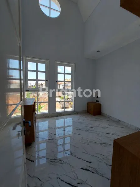 image BRAND NEW TOWN HOUSE IN GUNUNG SALAK DENPASAR (3)