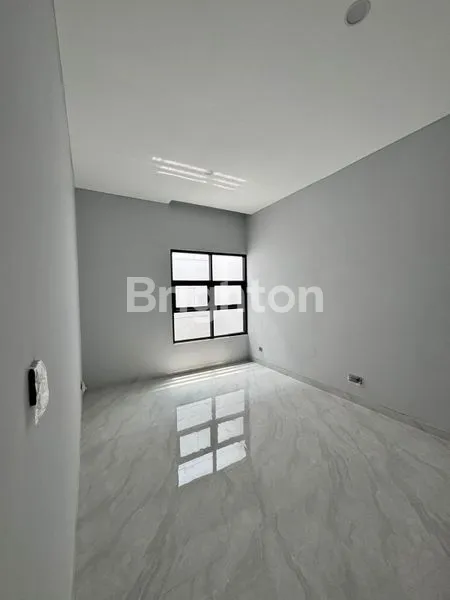 image RUMAH SUTOREJO TIMUR BARU GRESS DEKAT MULYOSARI MAS, MULYOSARI BPD, MULYOSARI TENGAH, BHASKARA SELATAN, SUTEROJO PRIMA, MULYOSARI UTARA, SUTOREJO SELATAN, SUTOREJO TENGAH, SUTOREJO UTARA (4)