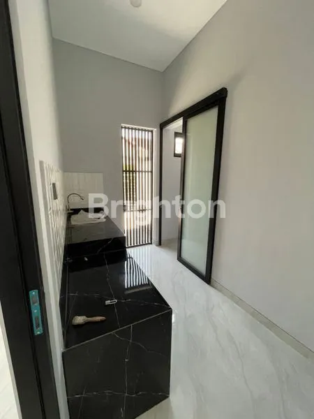 image RUMAH SUTOREJO TIMUR BARU GRESS DEKAT MULYOSARI MAS, MULYOSARI BPD, MULYOSARI TENGAH, BHASKARA SELATAN, SUTEROJO PRIMA, MULYOSARI UTARA, SUTOREJO SELATAN, SUTOREJO TENGAH, SUTOREJO UTARA (3)