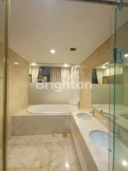 image APARTEMEN SENOPATI PENTHOUSE VIEW SUDIRMAN (6)