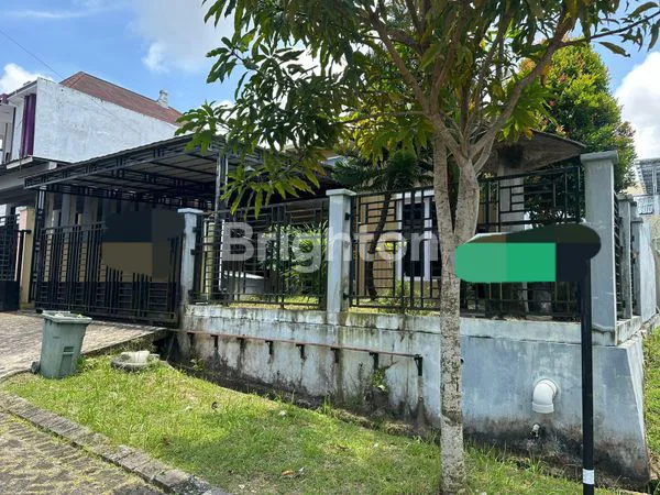 image DIJUAL RUMAH HOOK DI PERUMAHAN BORNEO PARADISO (1)