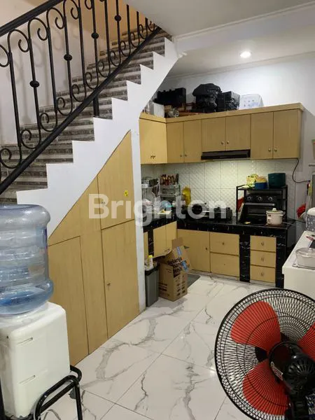 image RUMAH CANTIK 2 LANTAI DALAM PERUMAHAN DI CIBUBUR (4)