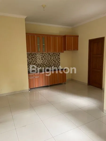 image RUMAH CANTIK 2 LANTAI, LUAS TANAH 152 M, KAMAR TIDUR 3+1, SHM DI JATIKARYA CIBUBUR, DEKAT MALL, RUMAH SAKIT, DAN 2 PINTU TOLL (5)
