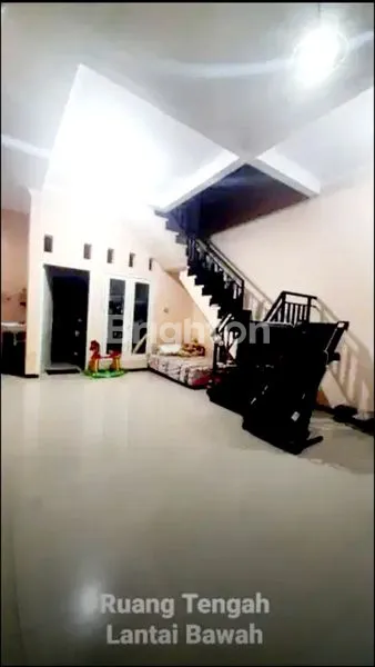 image RUMAH SIAP HUNI LEMBAH HARAPAN SURABAYA BARAT DEKAT PAKUWON MALL  (4)