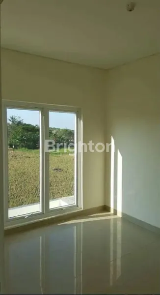 image RUMAH 2 LANTAI DI GRAND TARUMA PALMA, KARAWANG (5)