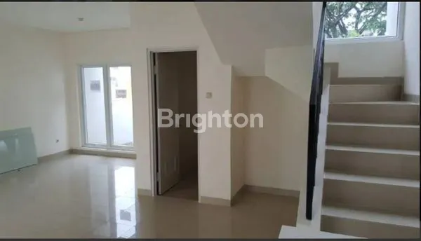 image RUMAH 2 LANTAI DI GRAND TARUMA PALMA, KARAWANG (3)