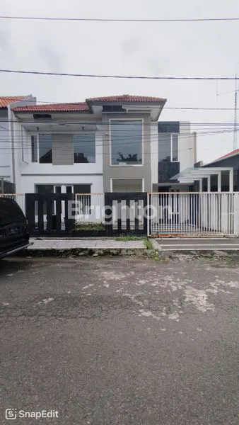 image RUMAH NGINDEN INTAN MINIM RENOV DEKAT MANYAR TIRTOASRI, MANYAR TIRTOMOYO, MANYAR TIRTOYOSO, MANYAR INDAH, MANYAR KARTIKA, MANYAR REJO, KLAMPIS INDAH, KLAMPIS ANOM, MANYAR KERTOADI (1)