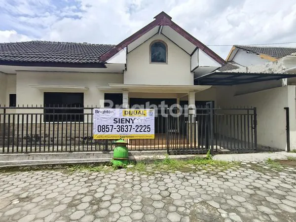 image RUMAH HOOK DI TENGAH KOTA KEDIRI (1)