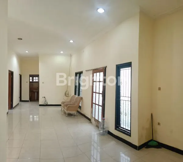 image RUMAH HOOK DI TENGAH KOTA KEDIRI (6)