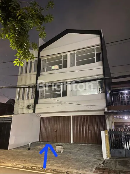 image RUKO MODERN 3 LANTAI 4X20M DI TANJUNG DUREN, LOKASI BISNIS POTENSIAL (1)