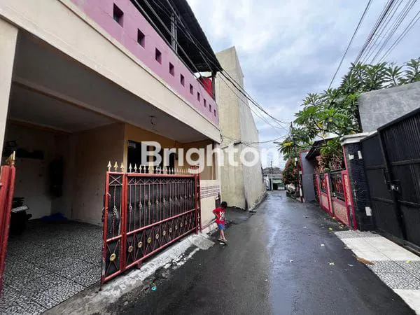 image RUMAH SANGAT STRATEGIS DAN NYAMAN (2)