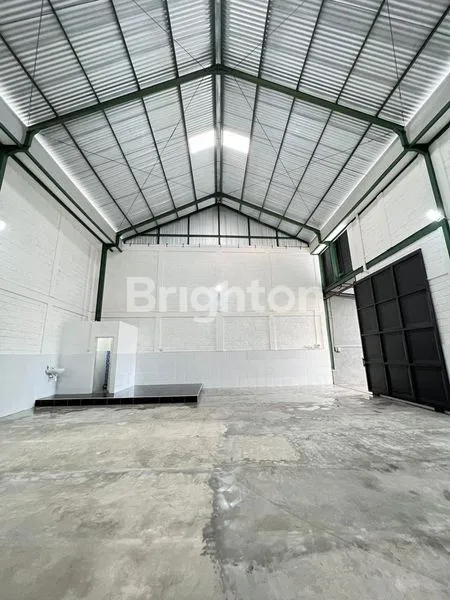 image GUDANG SIAP PAKAI DI DAERAH STRATEGIS CARGO (3)