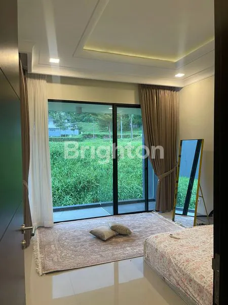 image VILLA MEWAH 2 LANTAI SEMI FURNISH THE TAMAN DAYU PANDAAN  (8)