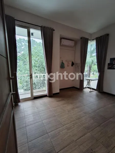 image RUMAH 2 LANTAI POJOK SIAP HUNI SEMI FURNISH (6)