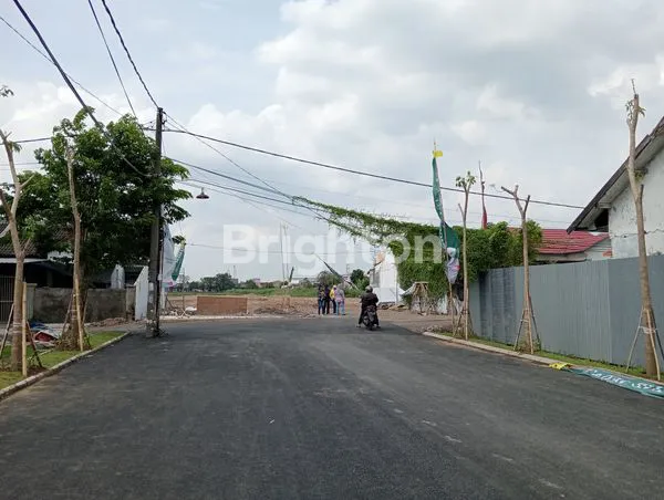 image RUMAH MILLENIAL DI BATAS KOTA SURABAYA (2)