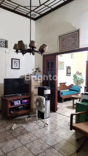 image RUMAH MEWAH 2 LANTAI DI TUMAPEL, 396M2 - AREA PREMIUM TEGALSARI (2)