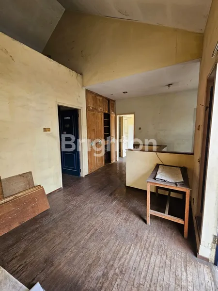 image RUMAH STRATEGIS DEKAT UNPAM DAN ALUN-ALUN PAMULANG (6)