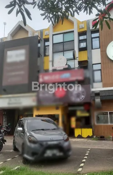 image RUKO 3 LANTAI DEKET SEKOLAH PAHOA & TUNAS KARYA GADING SERPONG TANGERANG (1)