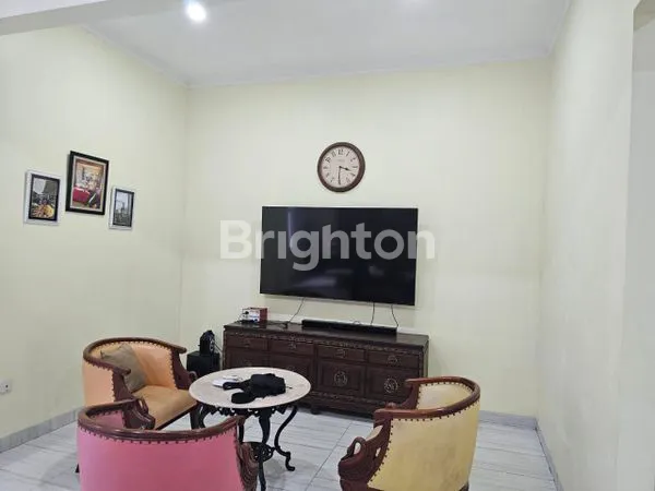 image RUMAH SIAP HUNI DAN FULL FURNISHED LIMUS PRATAMA REGENCY (4)