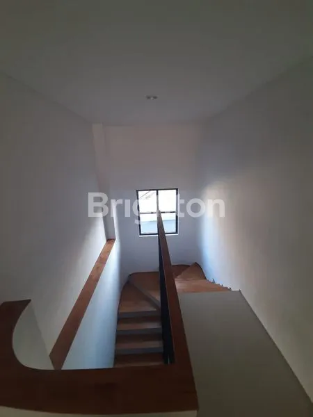 image RUKO GRESS DUA LANTAI DI KAWASAN BISNIS TENGAH KOTA DENPASAR (4)