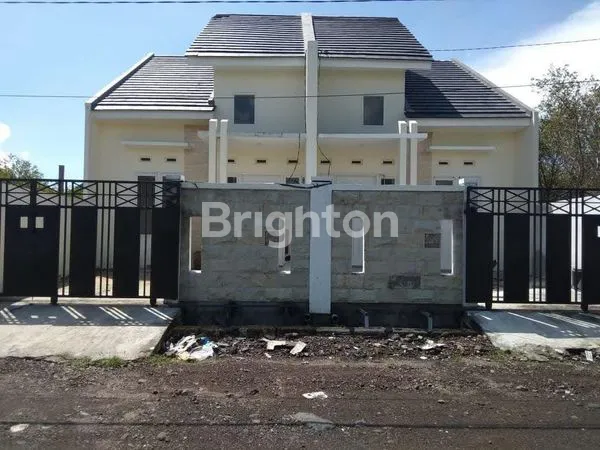 image RUMAH SIAP HUNI, 100% BARU, DI GRAHA GUNUNG ANYAR TAMBAK TENGAH, SURABAYA SELATAN (1)