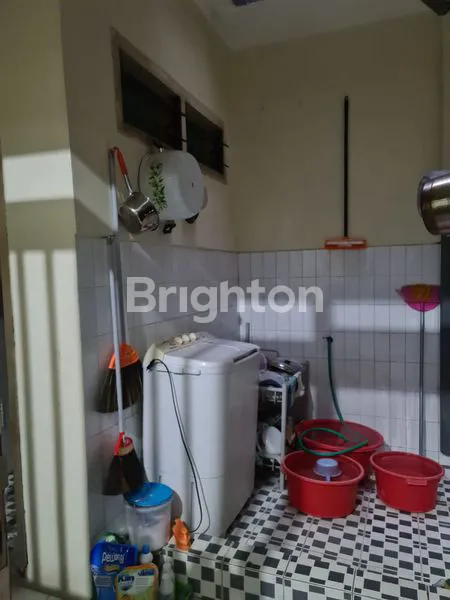 image RUMAH 2 LANTAI TERAWAT MASIH DI HUNI DI PONDOK NIRWANA PANDUGO  MEDOKAN AYU SURABAYA (7)