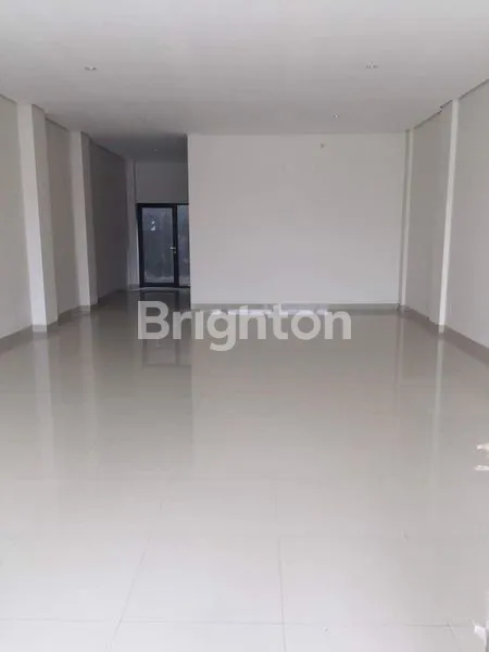 image RUKO STRATEGIS DI TENGAH KOTA TANGERANG (3)