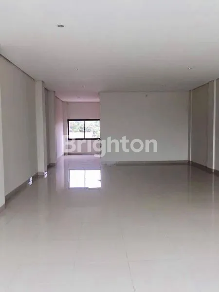 image RUKO STRATEGIS DI TENGAH KOTA TANGERANG (4)