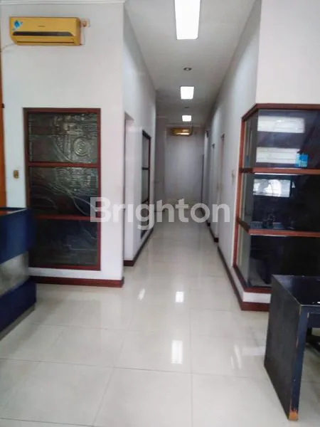 image RUKO 2.5 LANTAI PUSAT KOTA BALI LOKASI STRATEGIS RAMAI (3)