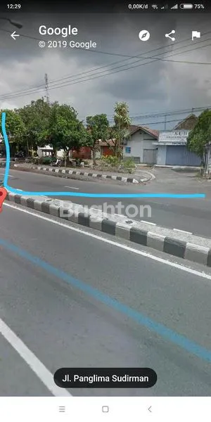 image TEMPAT USAHA TENGAH KOTA CARUBAN (3)