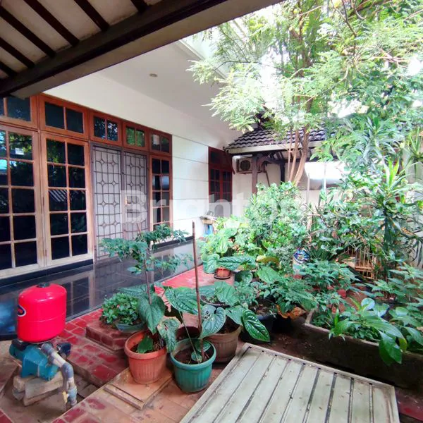 image RUMAH TAMAN MERUYA ILIR UKURAN 12X20 MERUYA JAKARTA BARAT (1)