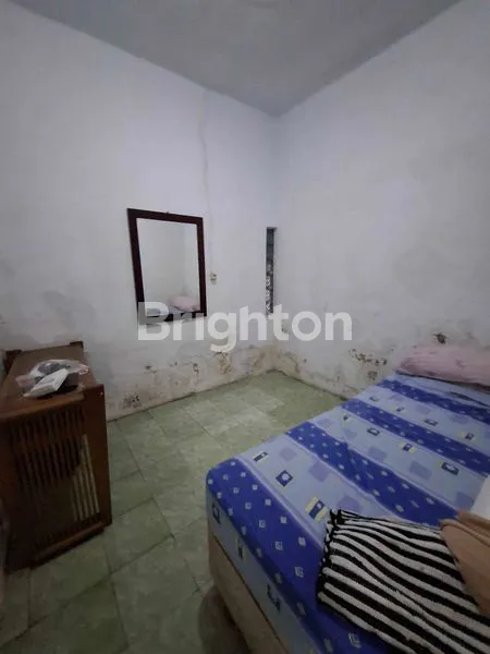 image RUMAH UTAMA DAN ADA KOSTKOSTAN DIKEBUN JERUK (7)