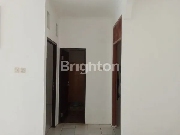 image RUMAH RAPI SIAP HUNI, LOKASI VILA NUSA INDAH 3 (3)