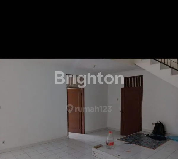 image RUMAH SIAP HUNI DI KELAPAGADING JAKARTA UTARA (6)