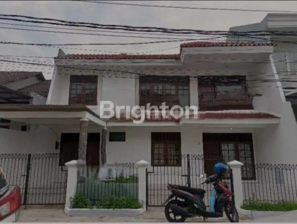 image RUMAH SIAP HUNI DI KELAPAGADING JAKARTA UTARA (1)