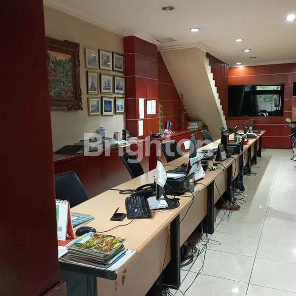 image RUKO PREMIUM 3,5 LANTAI STRATEGIS DI CIDENG JAKARTA PUSAT (3)