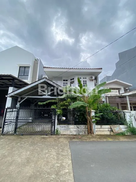 image RUMAH TUA MURAH KELAPA GADING  (1)