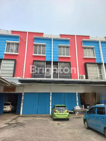 RUKO LOKASI STRATEGIS