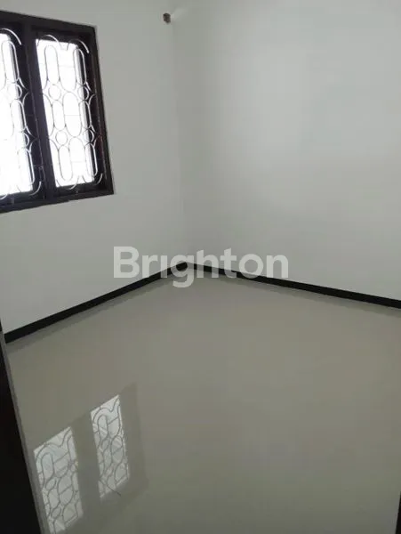image RUMAH MURAH, SIAP HUNI, BUKIT  PALMA CITRALAND SURABAYA (2)