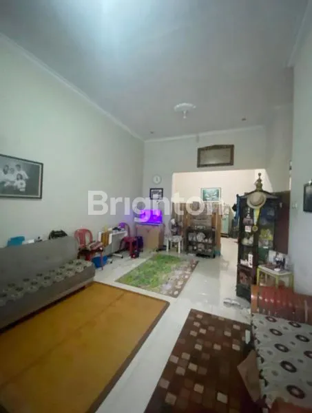 image TURUN HARGA !!! RUMAH 2 LANTAI SIAP HUNI TERMURAH DI TAMAN SULFAT MALANG (2)