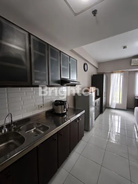 image APARTEMENT BERKELEY STUDIO CITRALAND UNIVERSITAS CIPUTRA UNESA PAKUWON MALL LENMARC 10 MENIT KE TOL 20 MENIT KE BANDARA JUANDA (2)