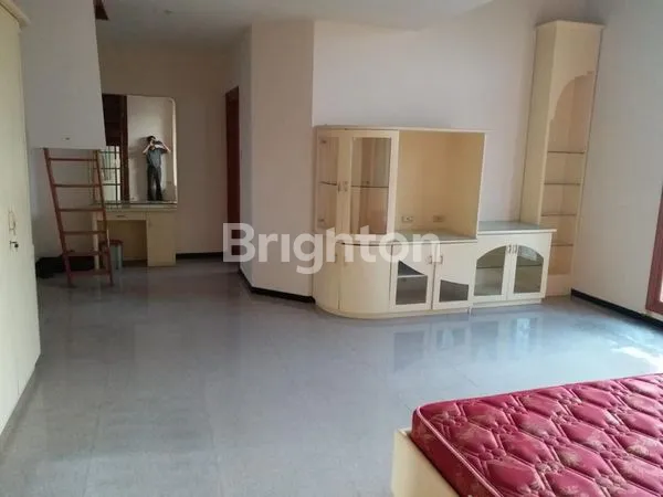 image RUMAH MEWAH ARAYA (5)