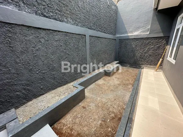 image RUMAH ELIT DI PINGGIR JALAN (7)