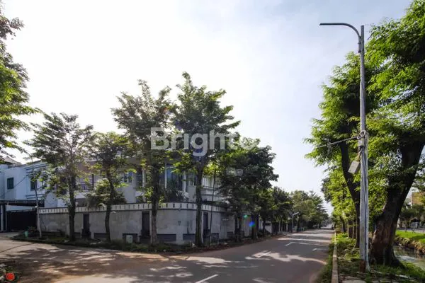 image RUMAH MEWAH SIAP HUNI , TAMAN KEBUN JERUK. INTERCON. KEBUN JERUK JAKARTA BARAT (8)