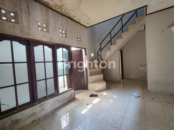 image RUMAH TINGGAL DI SIULAN, PERUM SEKAR GUNUNG PENATIH DENPASAR TIMUR (5)