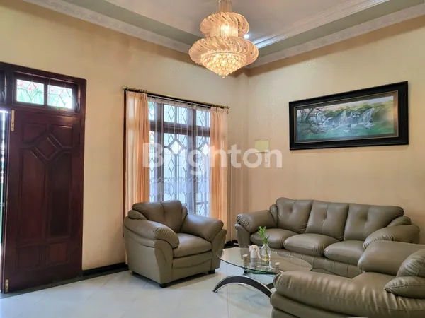 image DIJUAL RUMAH PRADA PERMAI SURABAYA STRATEGIS DEKAT PAKUWON MALL (2)