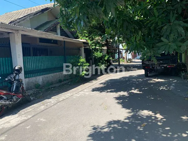 image BANGUNAN TEMBUS TANAH BELAKANG. (1)