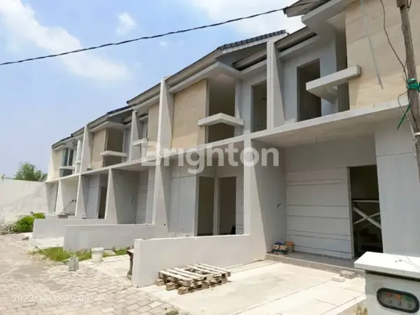 image RUMAH TRIMAS REGENCY DEKAT CITRALAND, PAKUWON, DARMO, WIYUNG, LONTAR (3)