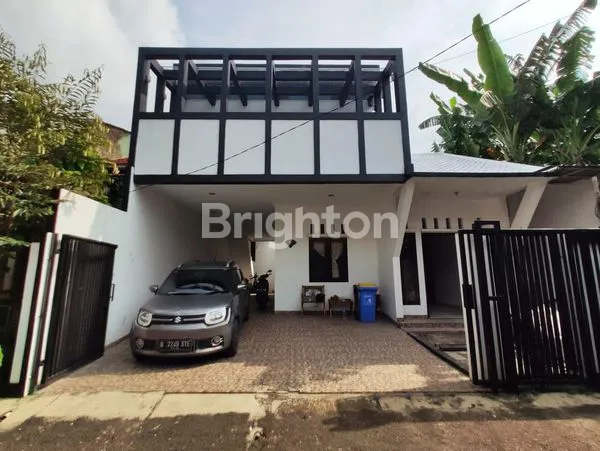 image RUMAH MEWAH DI JAGAKARSA JAKARTA SELATAN (1)